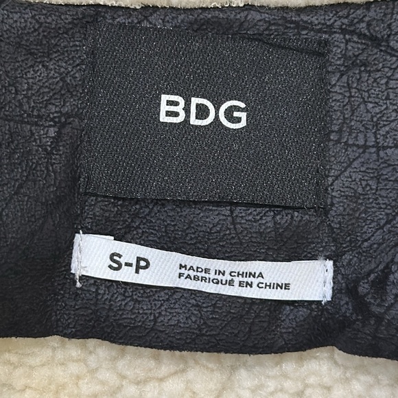 BDG Mixed Media Wool Sheep Cashmere Lining and Trim - S - Picture 9 of 13